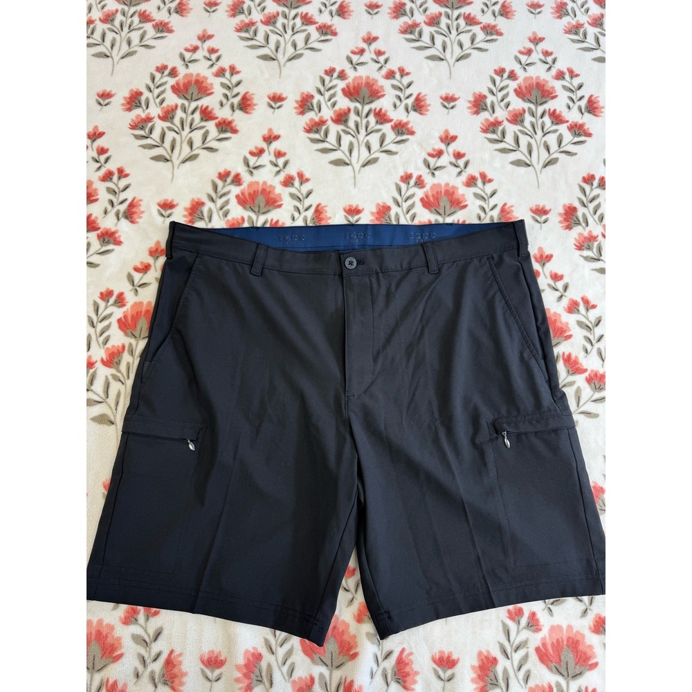 IZOD Golf Mens 42 Black Cargo Shorts Performance Stretch Zipper Pockets P42